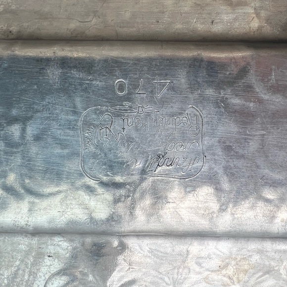 Vintage Rodney Kent 407 Hammered Aluminum Set of 2 - Picture 12 of 13